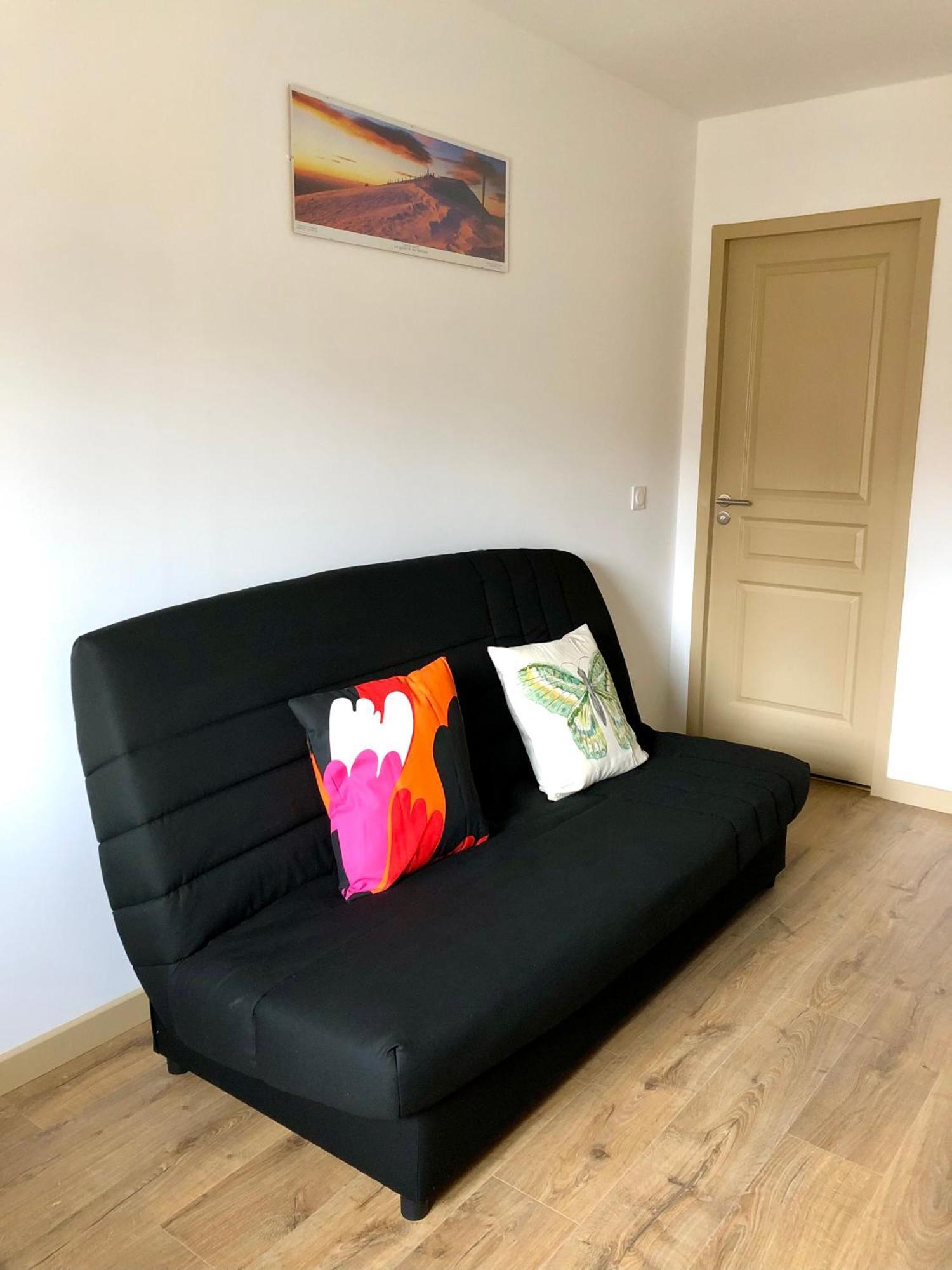 Logement Neuf, Tout Confort, Au Coeur Du Village Saint Didier  المظهر الخارجي الصورة