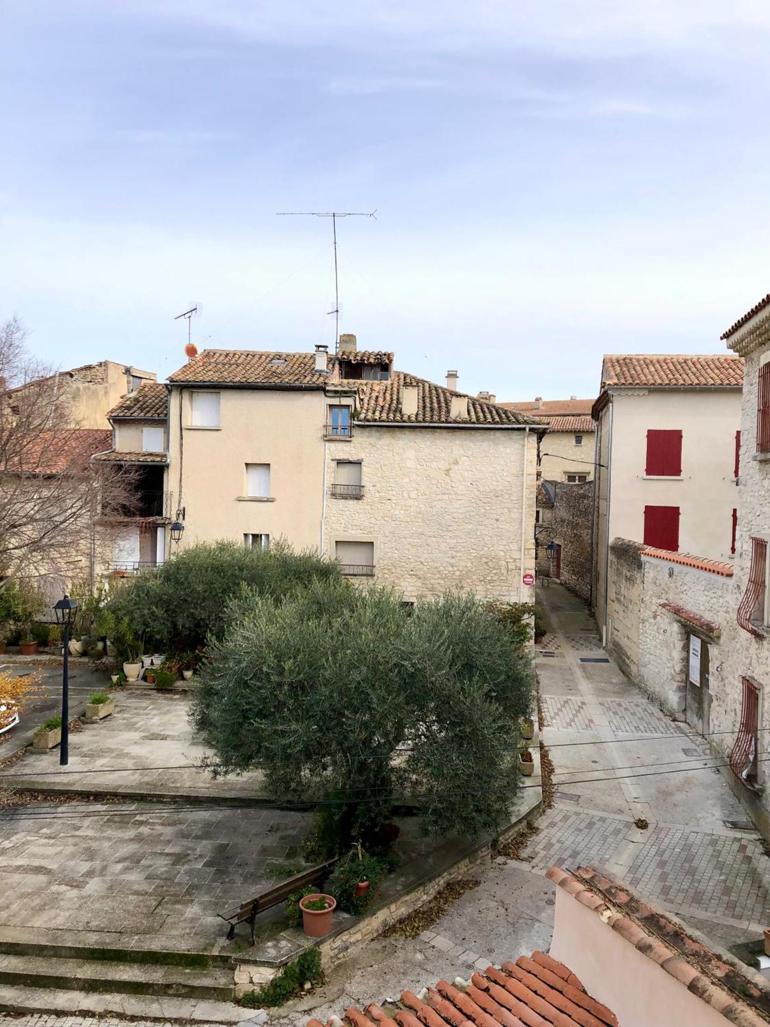 Logement Neuf, Tout Confort, Au Coeur Du Village Saint Didier  المظهر الخارجي الصورة